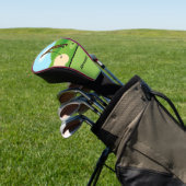 Pitch Shot von Panikgeplagtem Duffer Golf Headcover (In SItu)