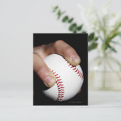 Pitcher greifen Baseball mit der Hand Postkarte (Stehend Vorderseite)