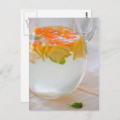 Pitcher mit Wasser und Früchten Postkarte (Vorne/Hinten)