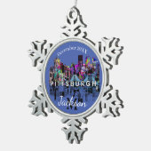 Pittsburgh in Graffiti Schneeflocken Zinn-Ornament (Rechts)