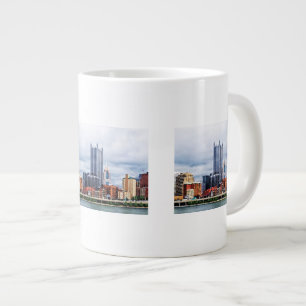 Pittsburgh PA Skyline Jumbo-Tasse