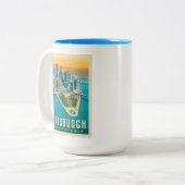 Pittsburgh, PA | Vogelperspektive Zweifarbige Tasse (Vorderseite Links)