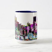 Pittsburgh, Pennsylvania in Graffiti Zweifarbige Tasse (Mittel)