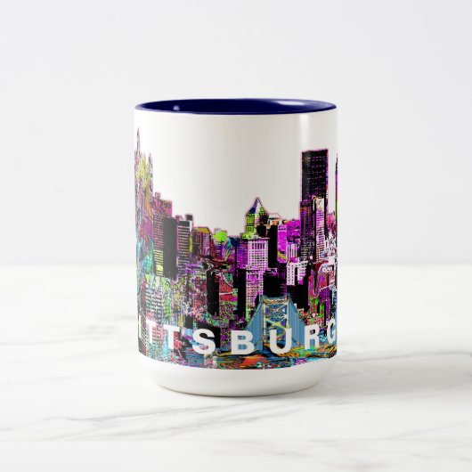 Pittsburgh, Pennsylvania in Graffiti Zweifarbige Tasse (Mittel)