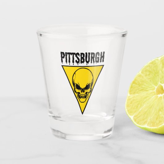 Pittsburgh Skull Schnapsglas (Vorderseite)