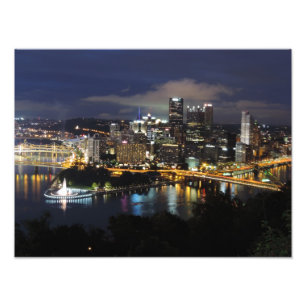 Pittsburgh-Skyline am Dämmerungs-Druck Fotodruck
