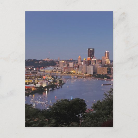 Pittsburgh Skyline bei Dusk Postkarte (Vorderseite)