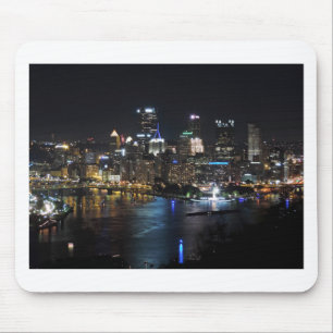 Pittsburgh-Skyline nachts Mousepad