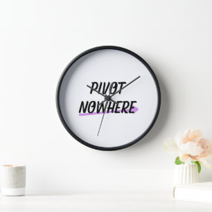 Pivot to Nowhere   Industrieller minimalistischer  Uhr