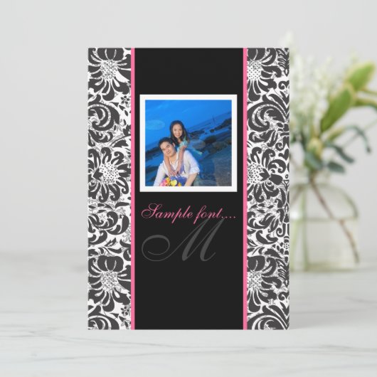 PixDezines diy Ereignis. Monogramm Fidora-Damast Einladung (Stehend Vorderseite)