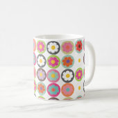 PixDezines groovy daisies/diy background color Kaffeetasse (VorderseiteRechts)