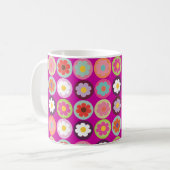 PixDezines groovy daisis/diy Hintergrundfarbe Kaffeetasse (Vorderseite Links)
