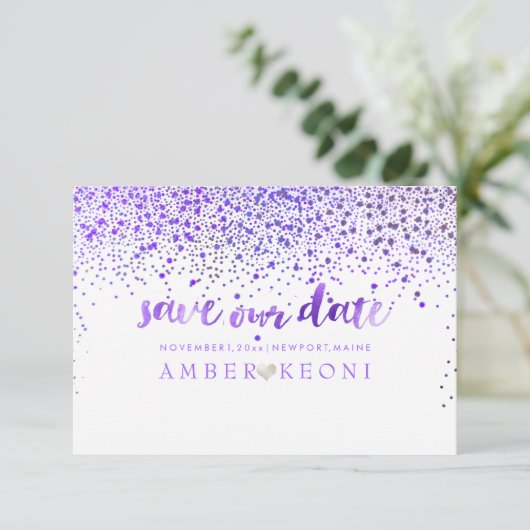 PixDezines Lila Confetti/Retten unser Datum Save The Date (Stehend Vorderseite)