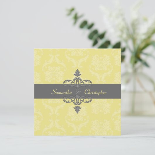 PixDezines Liliana Damask, dunkle Hintergrundfarbe Einladung (Stehend Vorderseite)