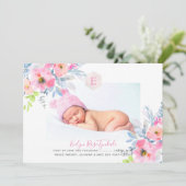 PixDezines Monogram+Garden Rose Birth Baby Girl Ankündigung (Stehend Vorderseite)