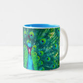 PixDezines Pfau/aquamarin/Aquablau Zweifarbige Tasse (VorderseiteRechts)
