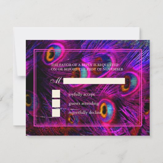PixDezines Psychedelic Peacock feather/hot pink RSVP Karte (Rückseite)