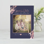 PixDezines Rettete Datum/Imitate Rose Gold Foliage Einladung (Stehend Vorderseite)