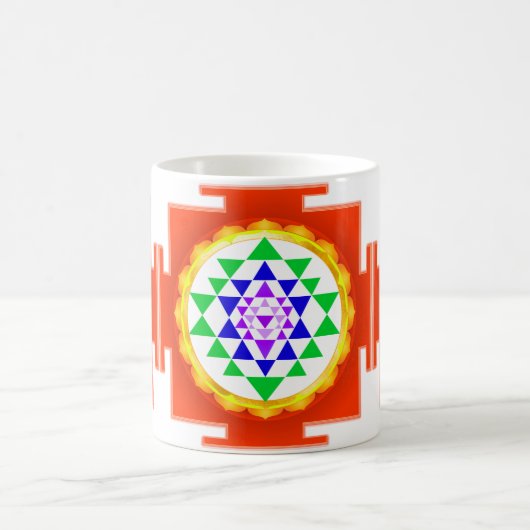 PixDezines Sri Yantra Chakra Clearing/Orangenglühe Kaffeetasse (Mittel)