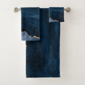 PixDezines Watercolor Blue Agate Gold Veins Badhandtuch Set (Insitu)