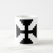 Pixel Art Black Cross Symbol Kaffeetasse (Mittel)
