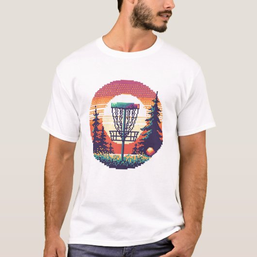 Pixel Art Disk Golf Course T-Shirt (Vorderseite)