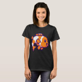 Pixel-Clownfisch in Orange und Weiß T-Shirt (Vorne ganz)