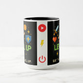 Pixel Gamer Mug – Level Up Retro Gaming Style Tasse (Zentrum)