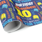 Pixel Gaming Alien 10. Geburtstag hell nach Maß Geschenkpapier (Rolleneckpunkt)
