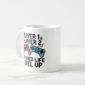 Pixel-Gaming-Paar Level Up Design Kaffeetasse (Vorderseite Links)