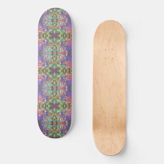 Pixel, Gemustert über den Farben des Regenbogens Skateboard (Vorderseite)