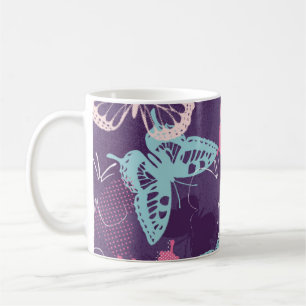 Pixel-Graffiti-Schmetterlinge in einer hübschen Fa Kaffeetasse