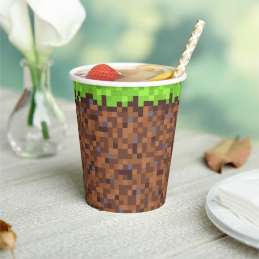 Pixel-Gras-Gamer-Geburtstag  Pappbecher (In Situ)