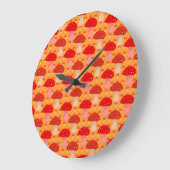 Pixel Mushroom Pattern - Orange Background Große Wanduhr (Winkel)