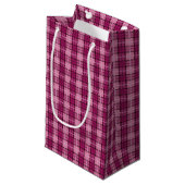 Pixel Plaid_Magenta-Black Kleine Geschenktüte (Vorderseite Schrägansicht)