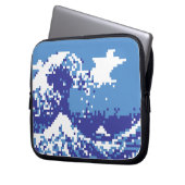 Pixel Tsunami Blue 8 Bit Pixel Art Laptopschutzhülle (Vorderseite Links)