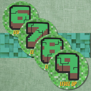 Pixelated Gamer Green Building Level Up 8 Pappteller