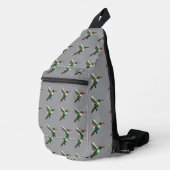 Pixels Green Hummingbird Crossbody Bag (Rechte Ecke)