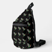 Pixels Green Hummingbird Crossbody Bag (Rechte Ecke)