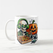 Pizza-liebendes Skelett: Gaming, Käseüberladung Kaffeetasse (Links)