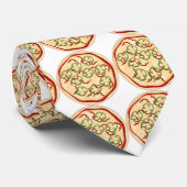 Pizza mit roten und grünen Paprikaschoten Krawatte (Gerollt)