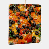 Pizza mit schwarzen Oliven Keramikornament (Rechts)