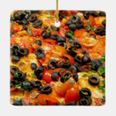 Pizza mit schwarzen Oliven Keramikornament (Rückseite)