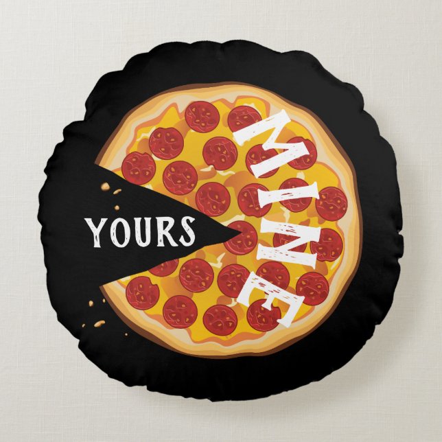 Pizza Pizza Pepperoni, niedlich schwarz Rundes Kissen (Vorderseite)