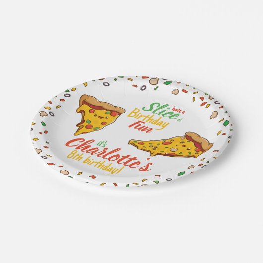 Pizza, Slice of Birthday fun, Kawaii Pappteller (Schrägansicht)
