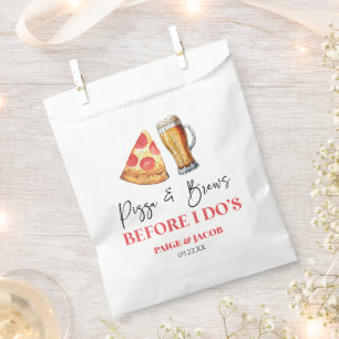 Pizza und Bier vor dem Probedinner für das große J Geschenktütchen