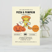 Pizza und Kürbisschnitzerei Halloween-Party Einladung (Stehend Vorderseite)
