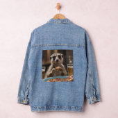 "Pizza und Pints: Eine perfekte Snackpause für Mee Jeansjacke (Hangar)