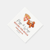 Pizza und Wings vor dem Probedinner der Wings Serviette (Ecke)