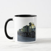 Pkw sitzen am Pier in Morehead City Tasse (Links)